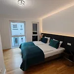 B-Chill House