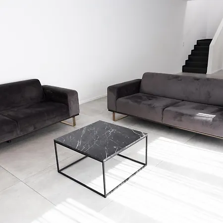 B-chill House Apartment
