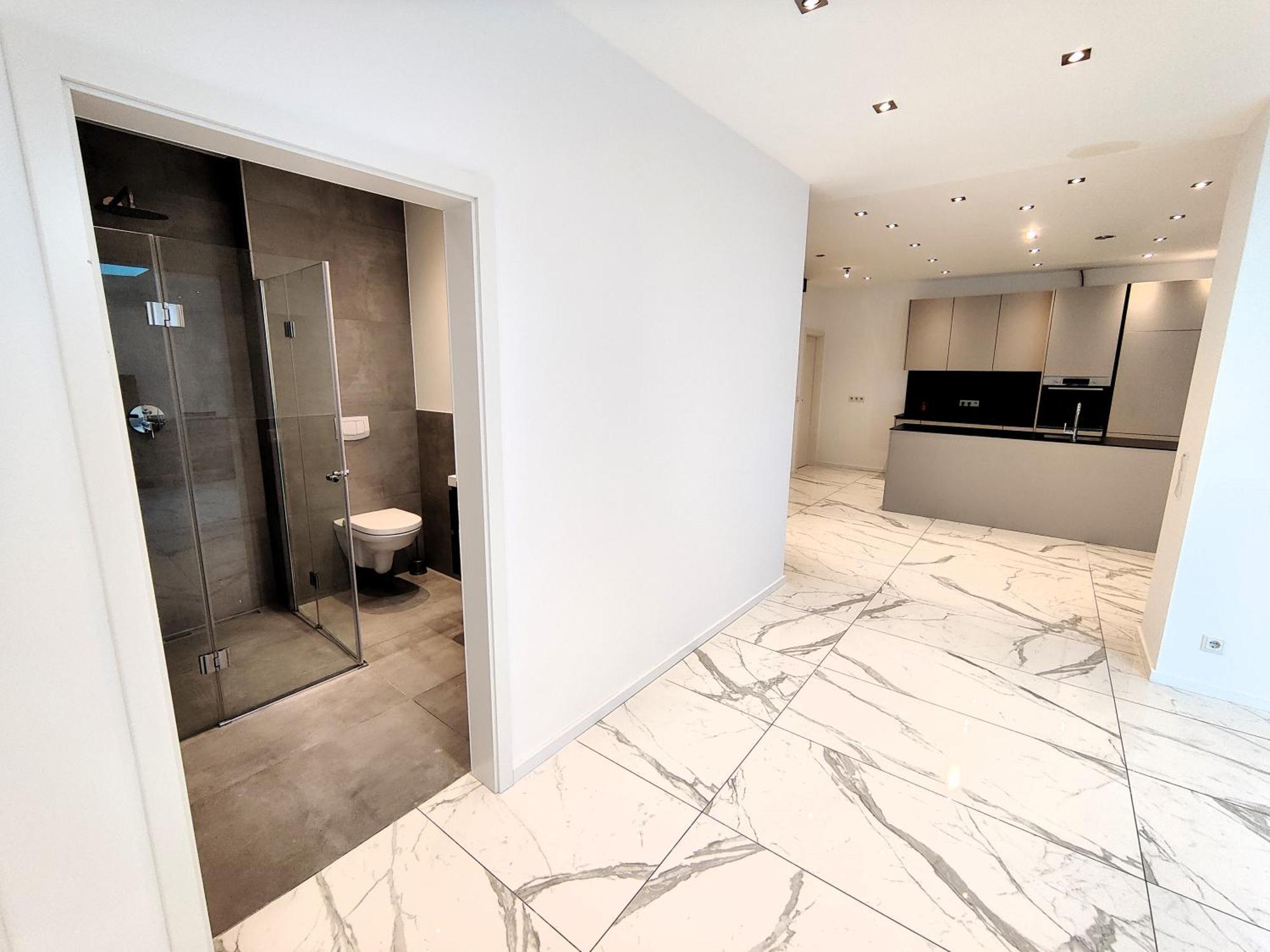 Apartment B-chill House